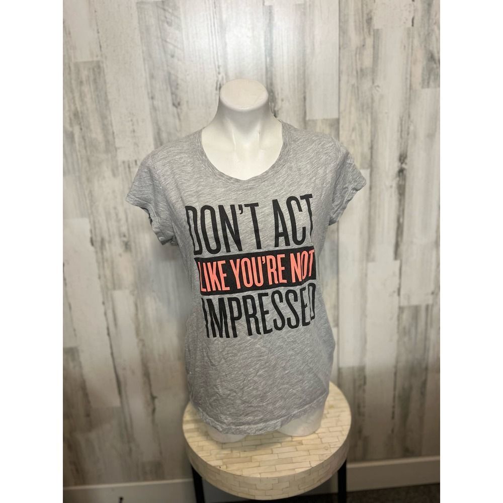 Wound Up Graphic Slogan T-Shirt Juniors XXL (19) / Womens L Heather Grey
